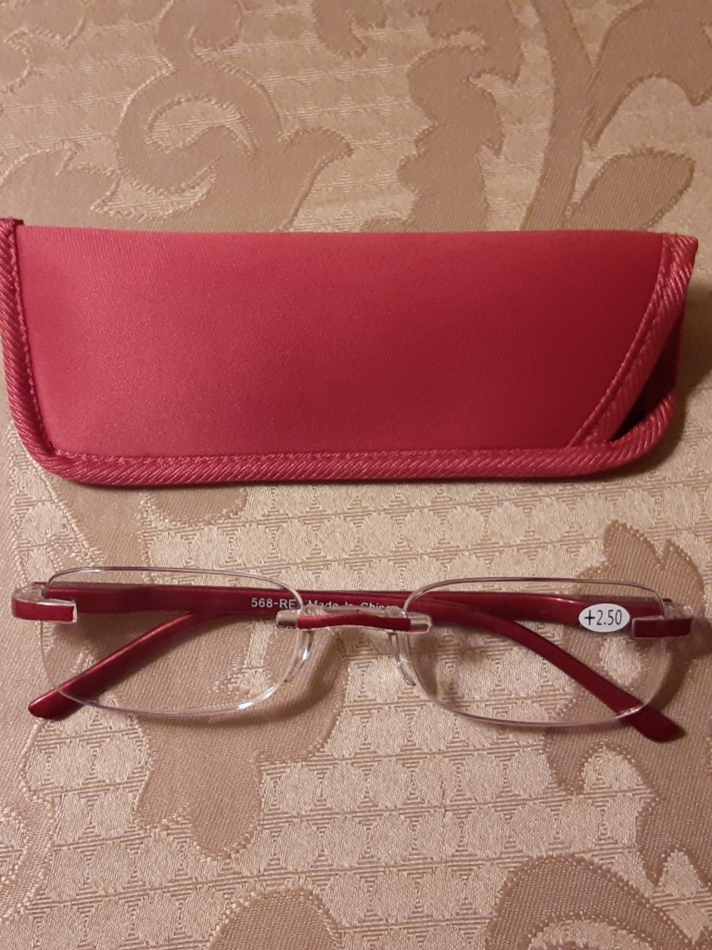 Red Minimalist Rimless Reading Glasses +2.50 & Case
